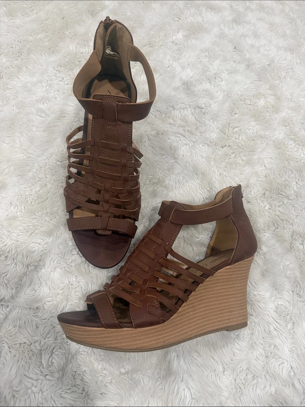 American‎ Eagle Outfitters Brown Woven Leather Wedge Sandals Woman’s Size 9.5